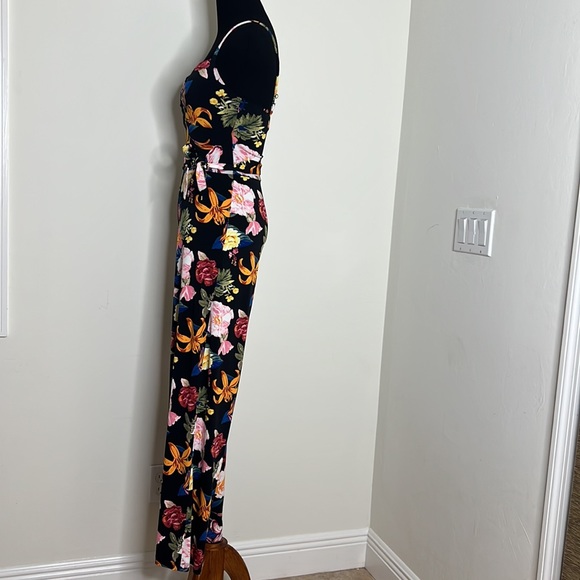 GUESS Black Floral Jumpsuit XS - Picture 5 of 7